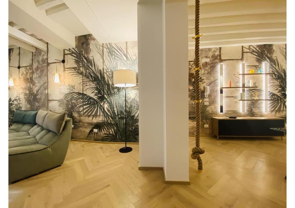 Sweet Time Venice, Luxury San Marco Frezzaria Apt! Экстерьер фото