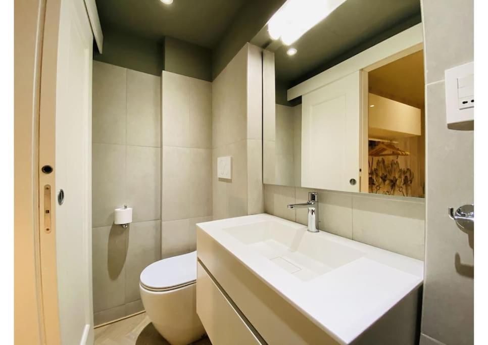 Sweet Time Venice, Luxury San Marco Frezzaria Apt! Экстерьер фото