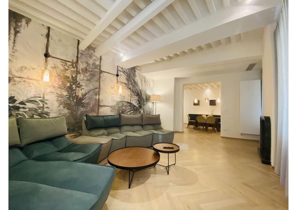 Sweet Time Venice, Luxury San Marco Frezzaria Apt! Экстерьер фото