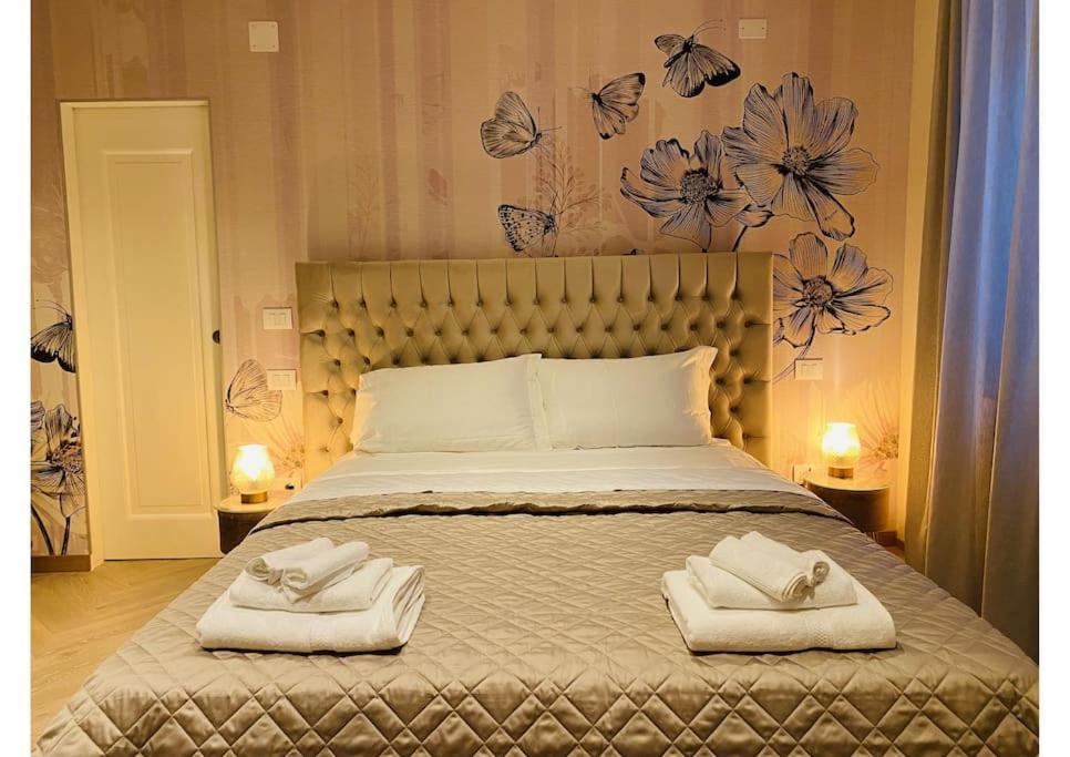 Sweet Time Venice, Luxury San Marco Frezzaria Apt! Экстерьер фото