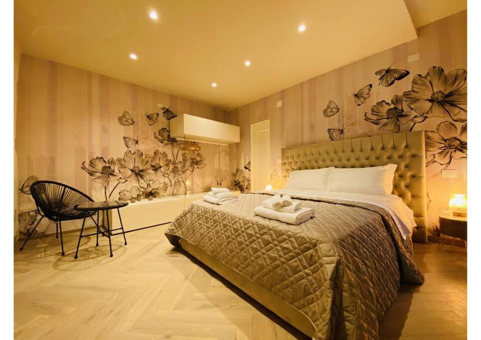 Sweet Time Venice, Luxury San Marco Frezzaria Apt! Экстерьер фото