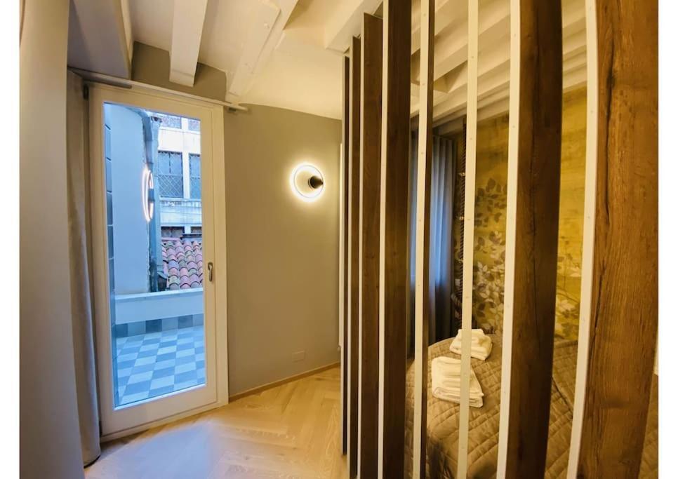 Sweet Time Venice, Luxury San Marco Frezzaria Apt! Экстерьер фото