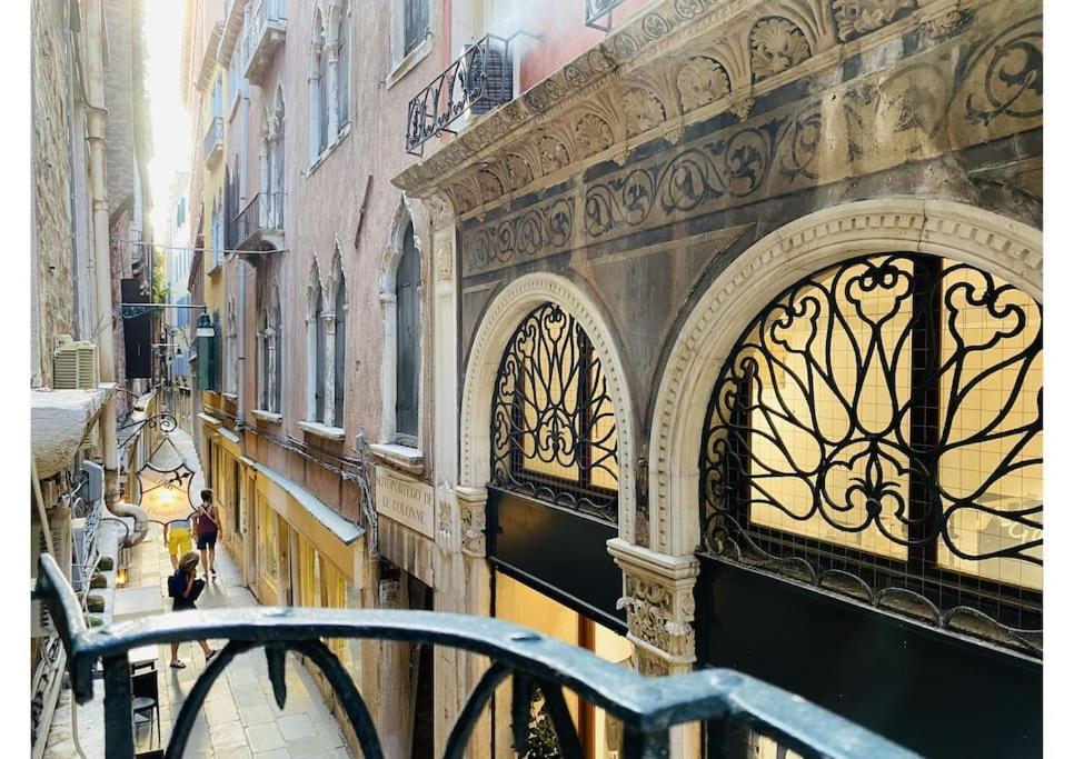 Sweet Time Venice, Luxury San Marco Frezzaria Apt! Экстерьер фото